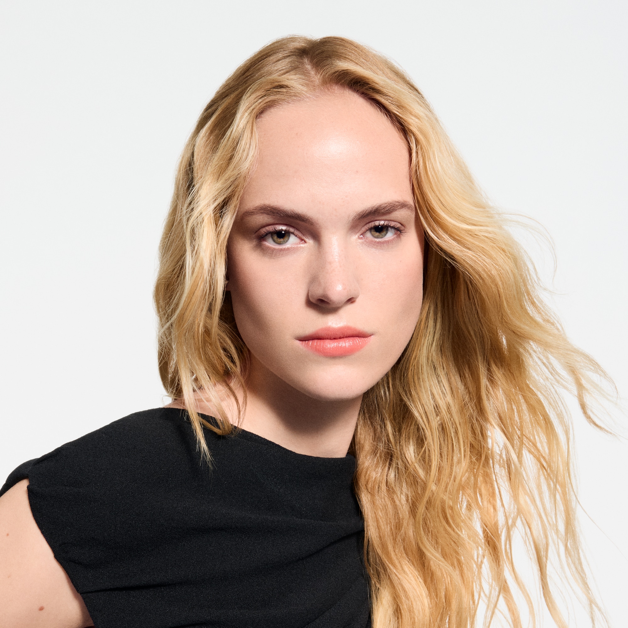 LV Baume - Lip Balm - Lips | LOUIS VUITTON